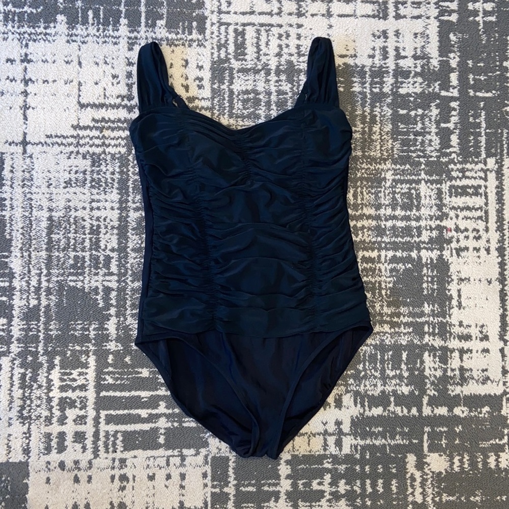 black one piece swimsuit